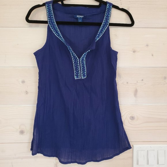 💥2/$30💥 Beaded lightweight blouse - like new! - Picture 1 of 4